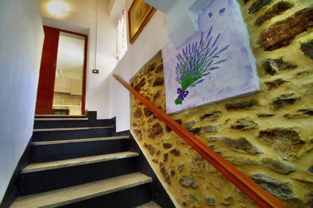Agriturismo Nonnamelia Nasino 外观 照片