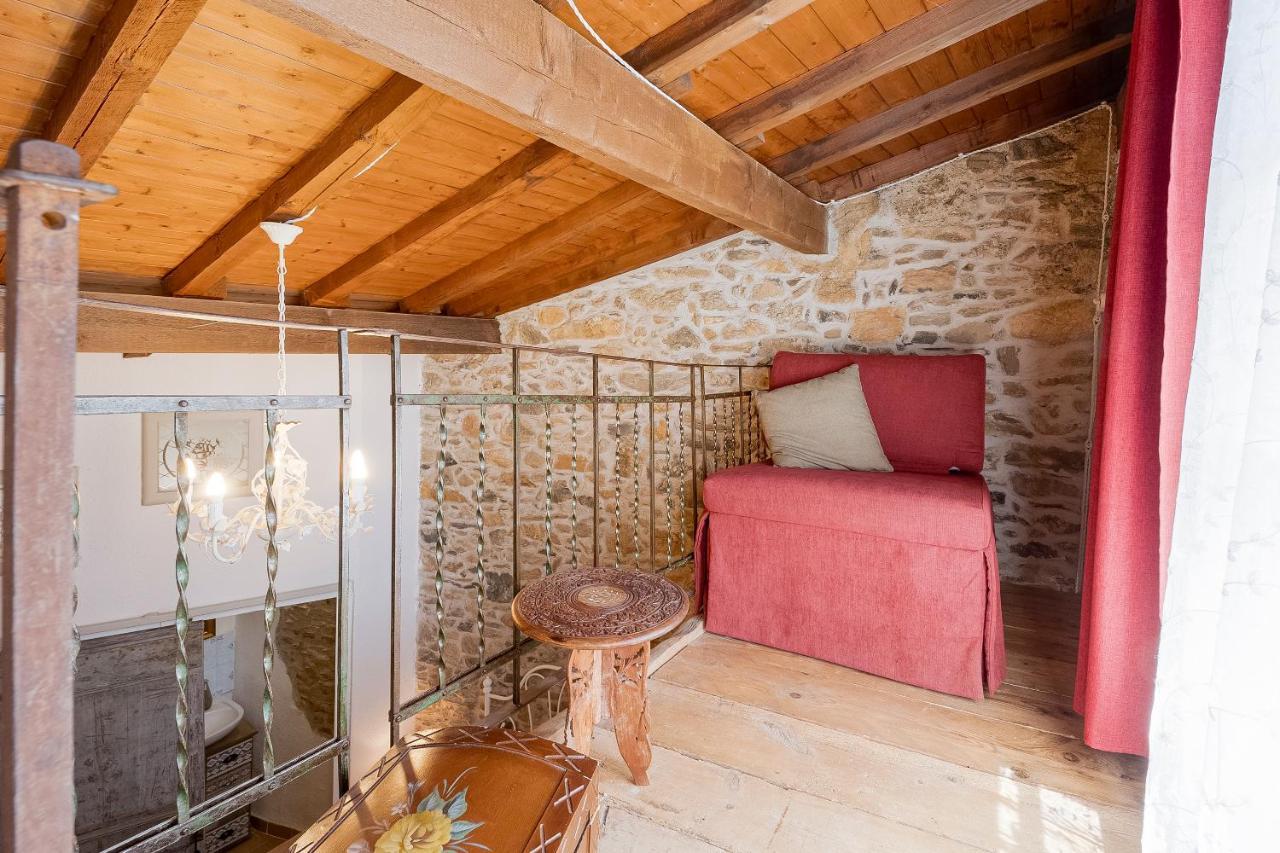 Agriturismo Nonnamelia Nasino 外观 照片